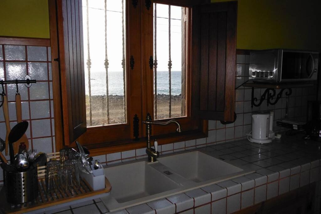 Casa Costera Playa De Tasarte Villa San Nicolas ภายนอก รูปภาพ